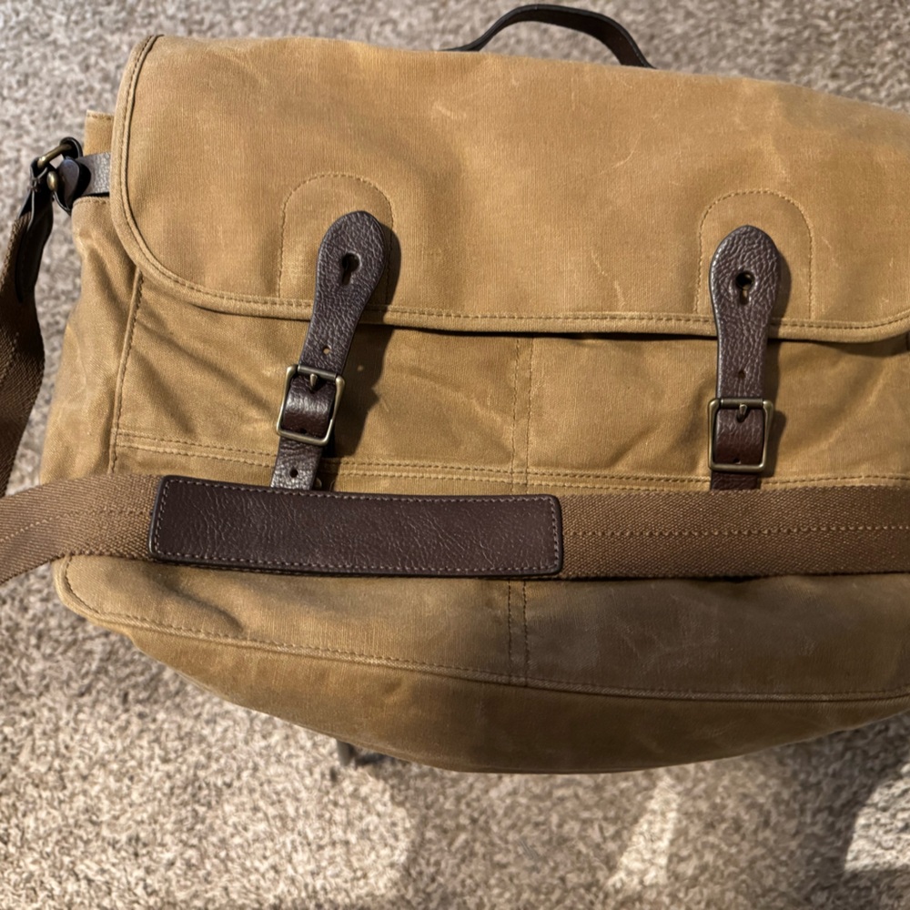 J CREW ABINGDON WAXED CANVAS MESSENGER BAG